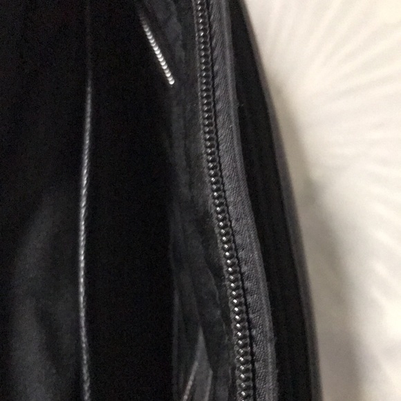 Guess Crossbody messenger bag - Picture 6 of 10